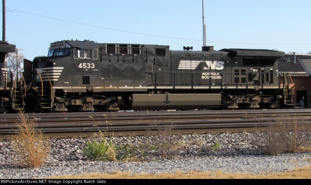 NS 4533